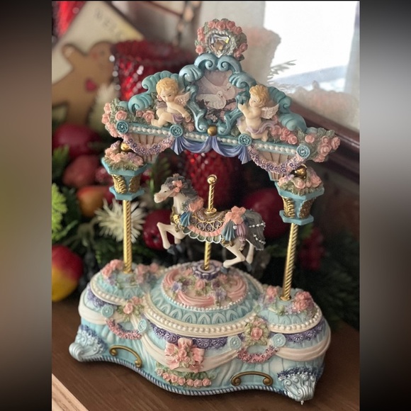 Rare Vintage 1970's Hand
Painted Cherub Musical
Carousel Featuring
Motion Horse - Picture 3 of 8